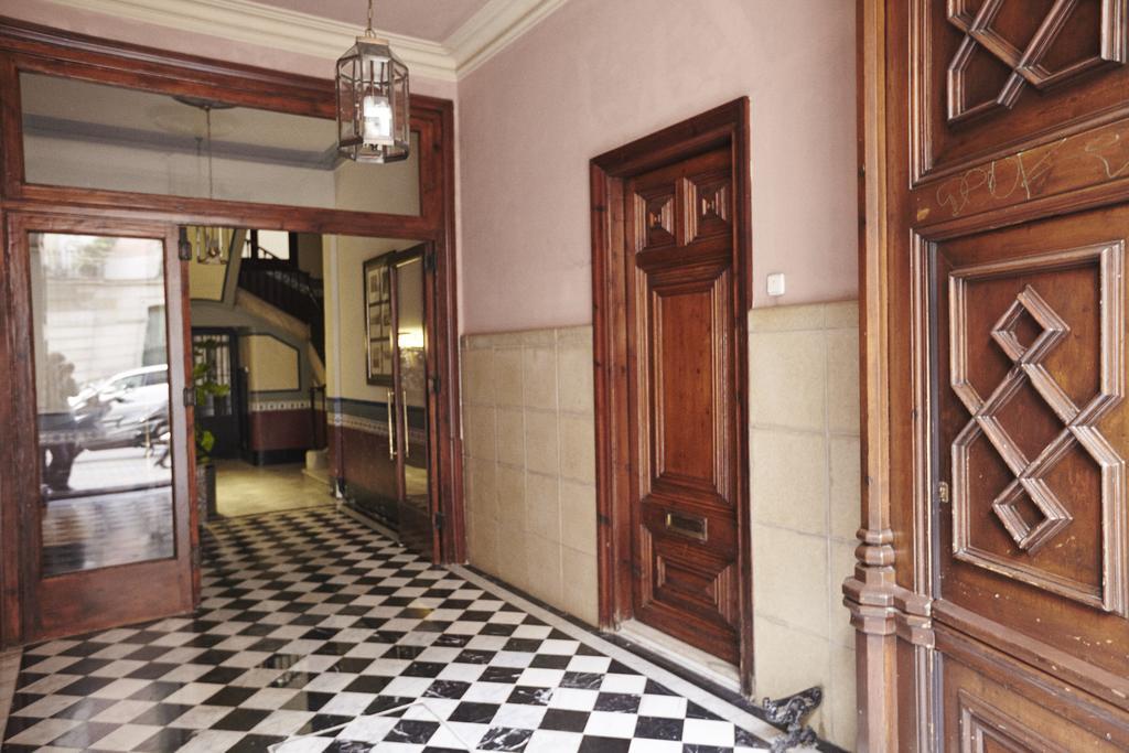 Pensjonat Close To Passeig De Gracia Barcelona