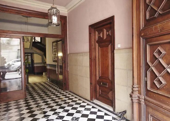 Close To Passeig De Gracia